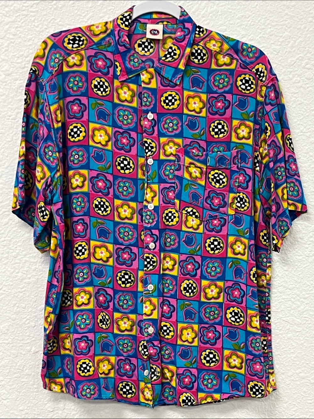 C&A short sleeve button down shirt men’s large EUC
#1071